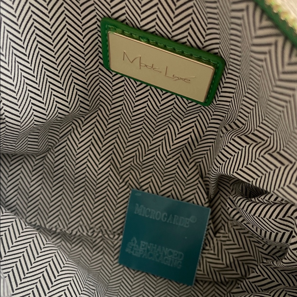 NWOT Moda Luxe Vegan Leather Hobo Bag - Kelly Green - Picture 8 of 8